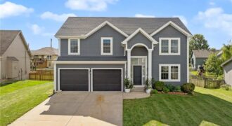 11404 N Bristol Avenue, Kansas City, MO 64156