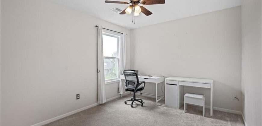 11404 N Bristol Avenue, Kansas City, MO 64156