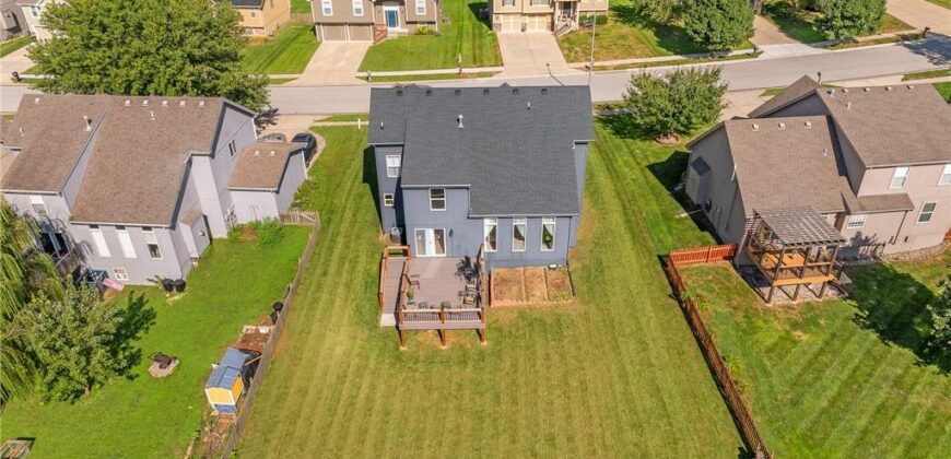 11404 N Bristol Avenue, Kansas City, MO 64156