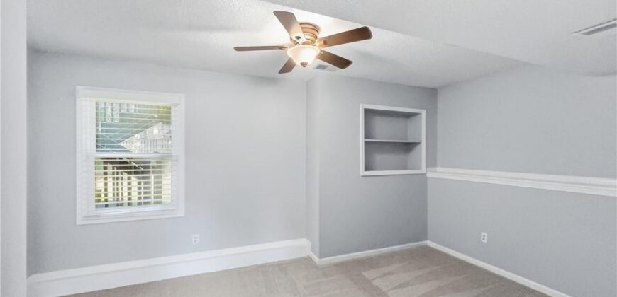 6901 N Lydia Avenue, Gladstone, MO 64118