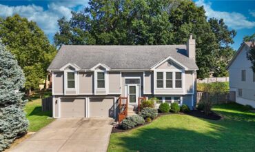 6901 N Lydia Avenue, Gladstone, MO 64118