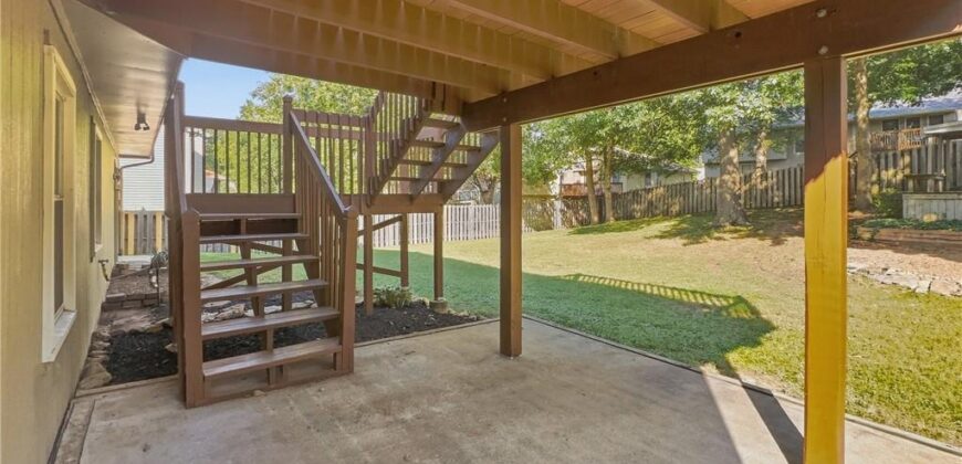 6901 N Lydia Avenue, Gladstone, MO 64118
