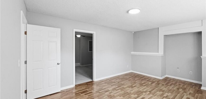 6901 N Lydia Avenue, Gladstone, MO 64118