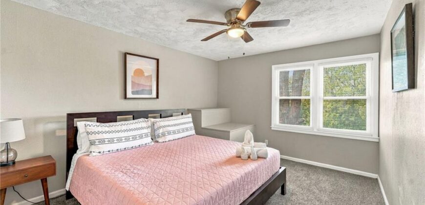 3238 N Chippewa Drive, Kansas City, MO 64116