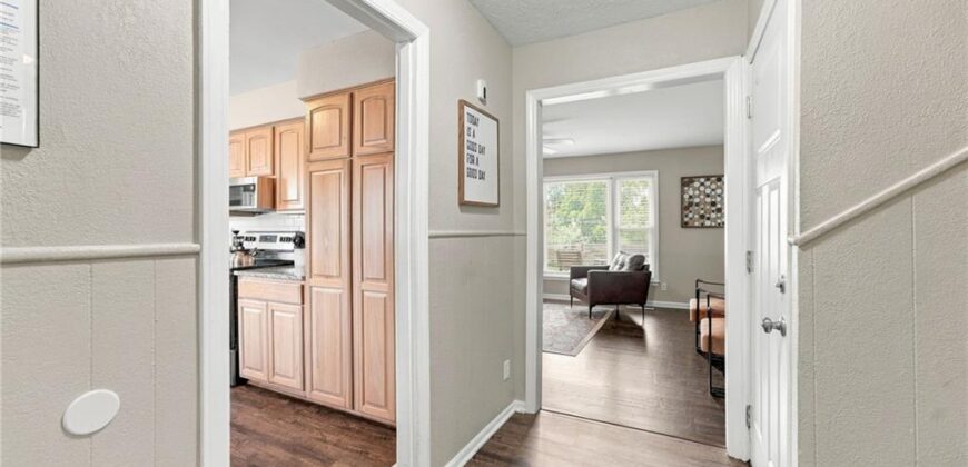 3238 N Chippewa Drive, Kansas City, MO 64116
