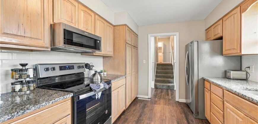 3238 N Chippewa Drive, Kansas City, MO 64116