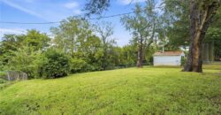 3238 N Chippewa Drive, Kansas City, MO 64116