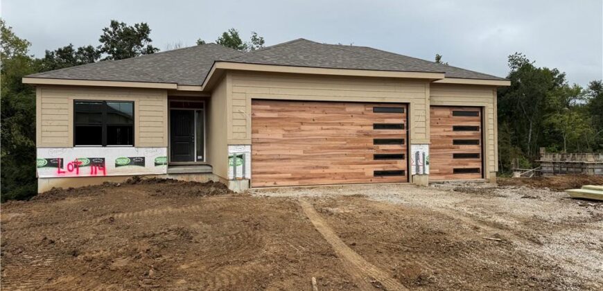 2116 Deerfield Terrace, Liberty, MO 64068