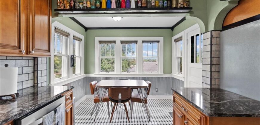 723 Old Orchard Avenue, Excelsior Springs, MO 64024