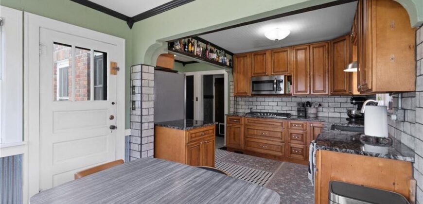 723 Old Orchard Avenue, Excelsior Springs, MO 64024