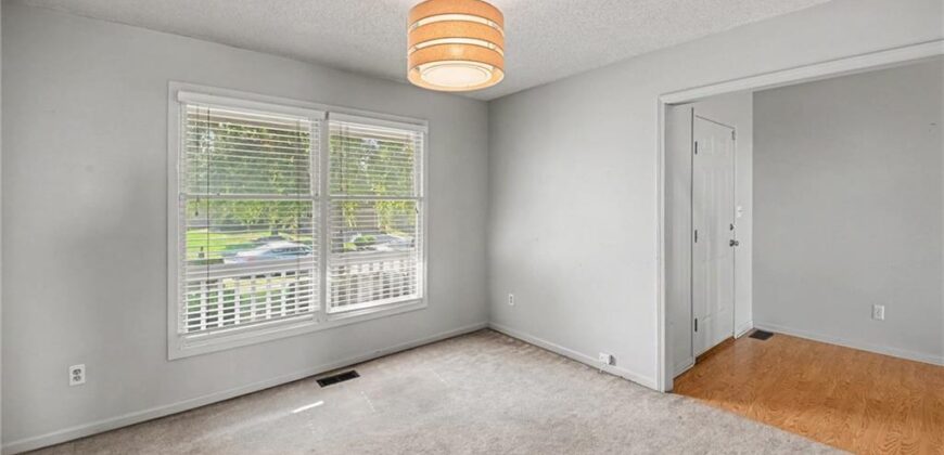 7423 N Wallace Avenue, Kansas City, MO 64158