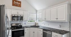 902 N Cottonwood Street, Kearney, MO 64060