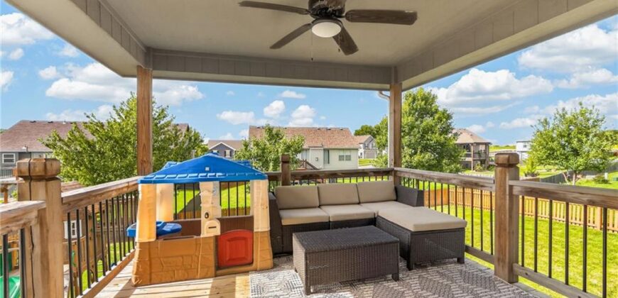 902 N Cottonwood Street, Kearney, MO 64060