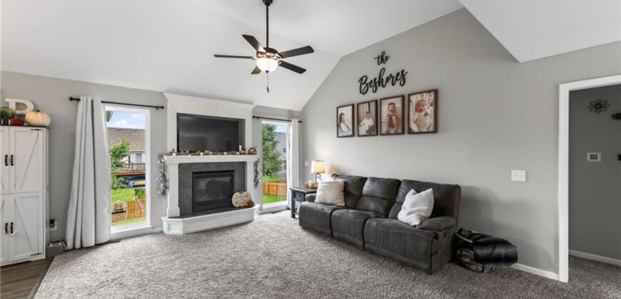 902 N Cottonwood Street, Kearney, MO 64060