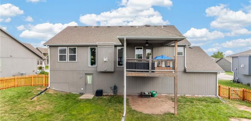 902 N Cottonwood Street, Kearney, MO 64060