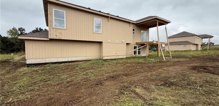 2129 Deerfield Terrace, Liberty, MO 64068