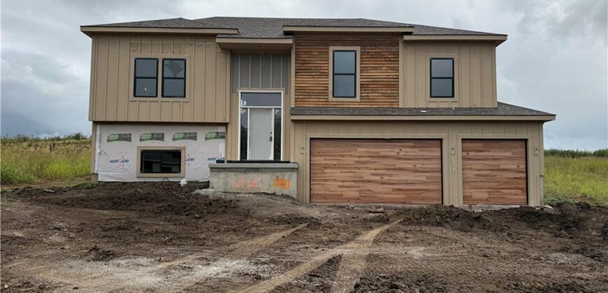 2121 Deerfield Terrace, Liberty, MO 64068
