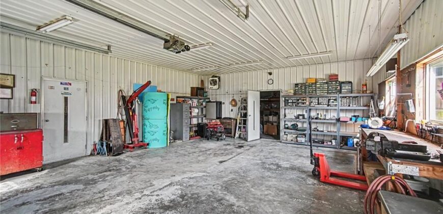 4921 NW 56th Street, Kansas City, MO 64151