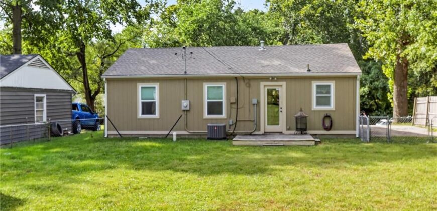 5319 N Woodland Avenue, Kansas City, MO 64118