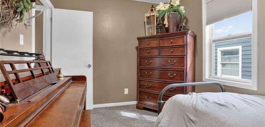 5319 N Woodland Avenue, Kansas City, MO 64118