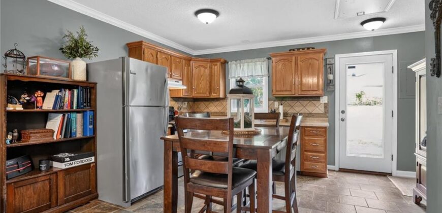 5319 N Woodland Avenue, Kansas City, MO 64118