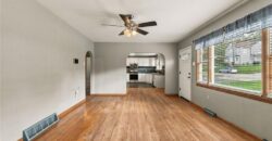 512 E Woods Street, Smithville, MO 64089