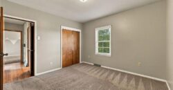 512 E Woods Street, Smithville, MO 64089
