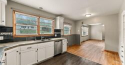 512 E Woods Street, Smithville, MO 64089
