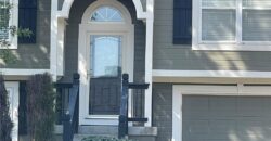920 E 8th St Circle, Kearney, MO 64060