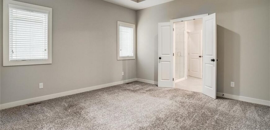8117 N Farley Avenue, Kansas City, MO 64158