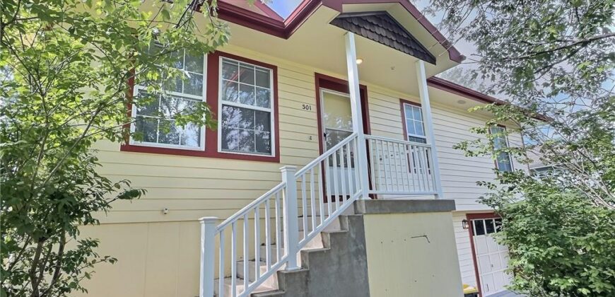 301 E 17th Street, Kearney, MO 64060