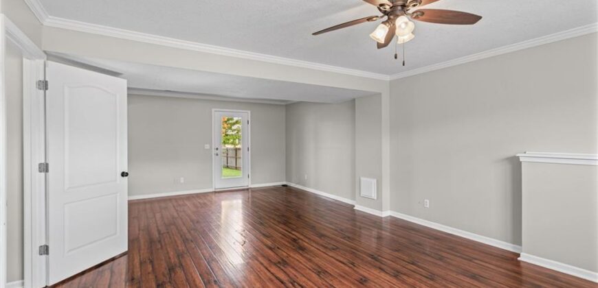 1505 Clear Creek Drive, Kearney, MO 64060