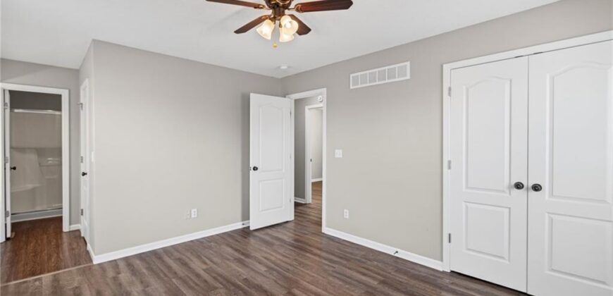 1505 Clear Creek Drive, Kearney, MO 64060