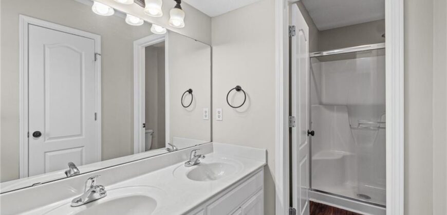 1505 Clear Creek Drive, Kearney, MO 64060