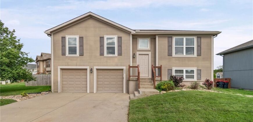 1505 Clear Creek Drive, Kearney, MO 64060