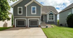 407 KILLARNEY Lane, Smithville, MO 64089