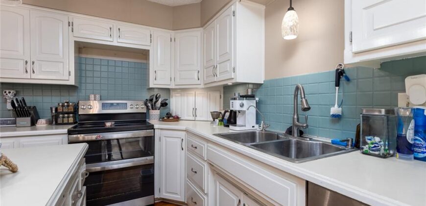 3508 N PARK Avenue, Kansas City, MO 64116