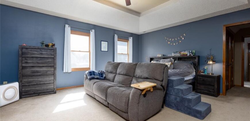 3508 N PARK Avenue, Kansas City, MO 64116