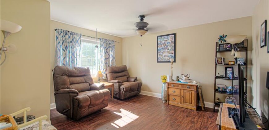 6442 NW 49th Street, Kansas City, MO 64151