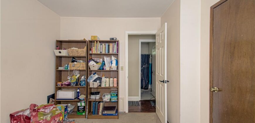 6442 NW 49th Street, Kansas City, MO 64151