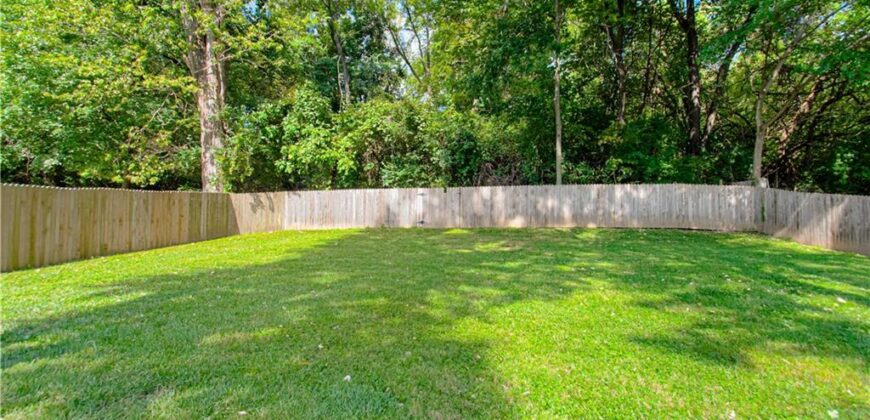 6442 NW 49th Street, Kansas City, MO 64151
