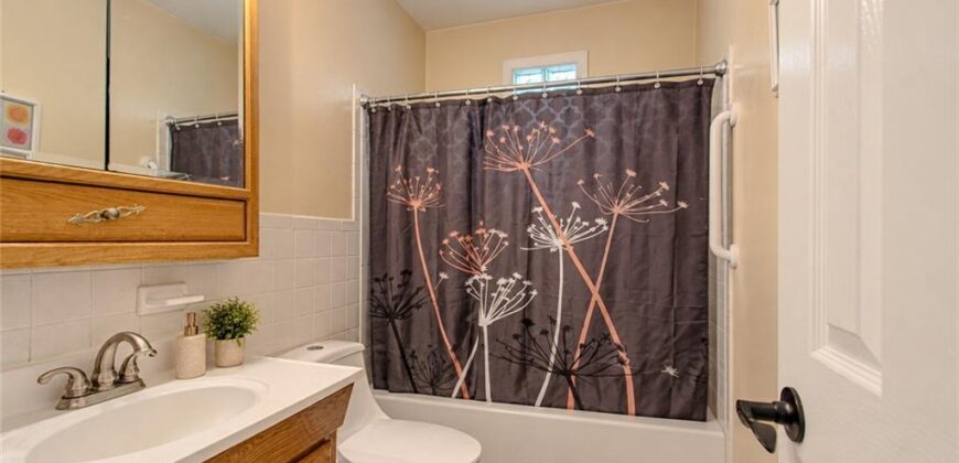 6442 NW 49th Street, Kansas City, MO 64151