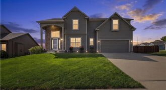 9644 N Adrian Avenue, Kansas City, MO 64154