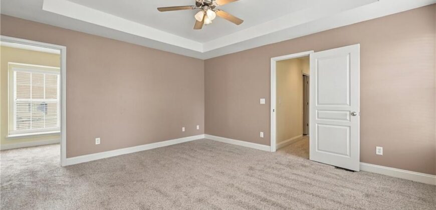 9644 N Adrian Avenue, Kansas City, MO 64154