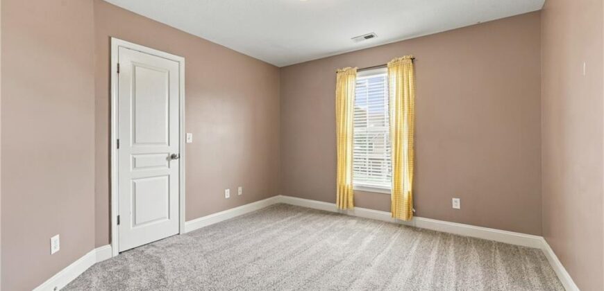 9644 N Adrian Avenue, Kansas City, MO 64154