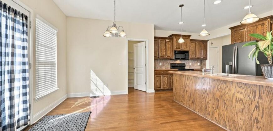 9644 N Adrian Avenue, Kansas City, MO 64154