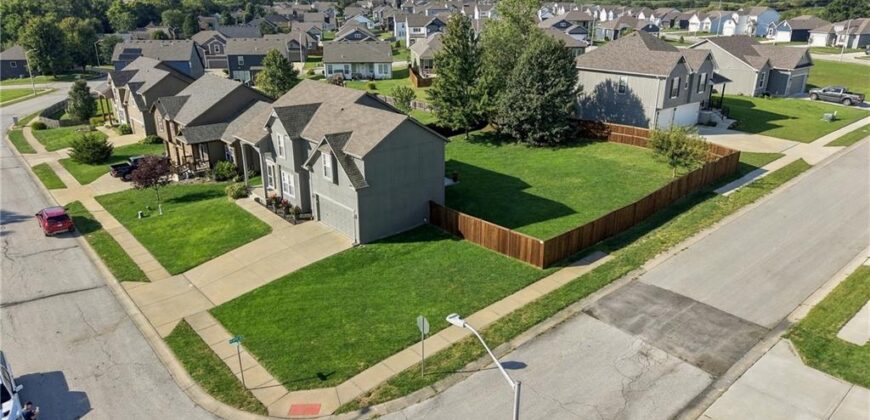 9644 N Adrian Avenue, Kansas City, MO 64154
