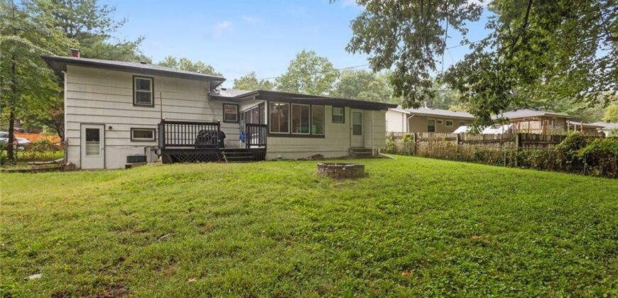 417 Melrose Street, Liberty, MO 64068