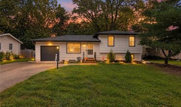 417 Melrose Street, Liberty, MO 64068