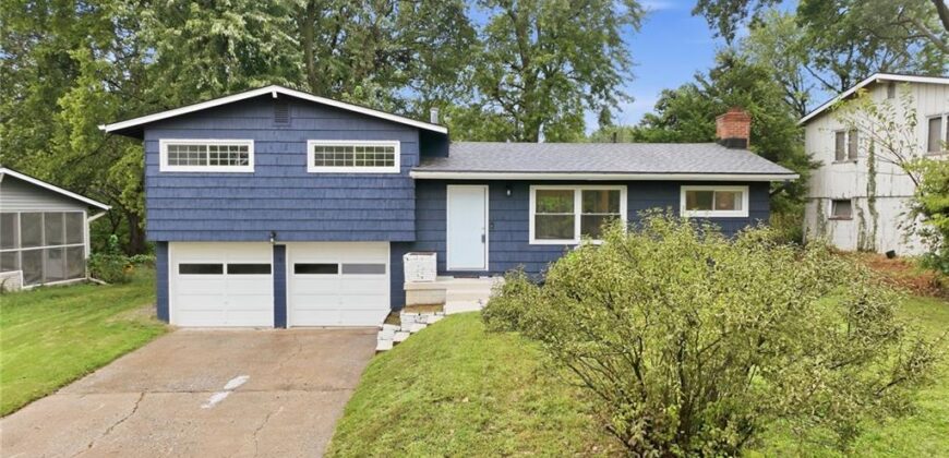 6870 N Montrose Avenue, Kansas City, MO 64151